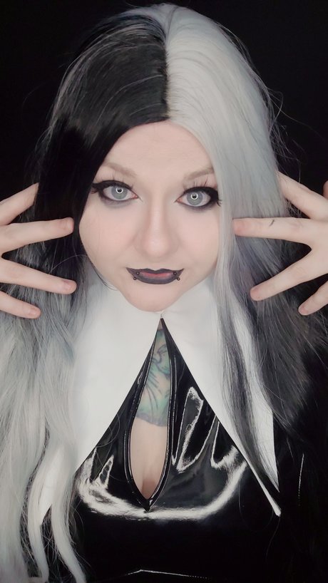 Astarte Gore