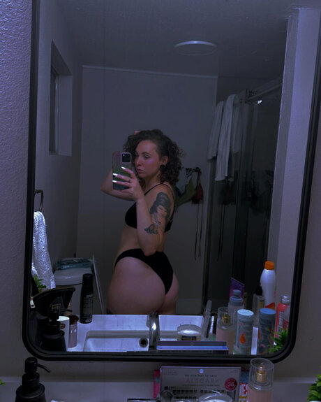 Tay