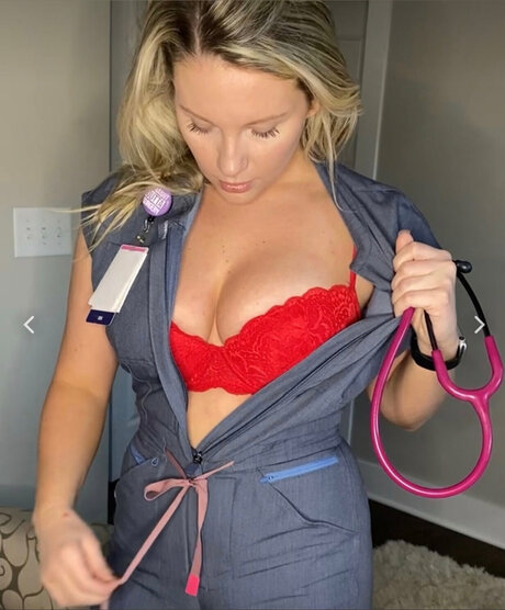 The Nurse Next Door 🏡