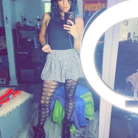 lilgothgirl666