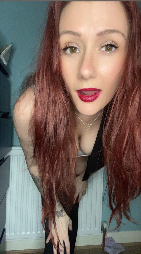 🌹𝓜𝓪𝓼𝓴𝓮𝓭𝓡𝓸𝓼𝓮𝓥𝓲𝓹🌹
