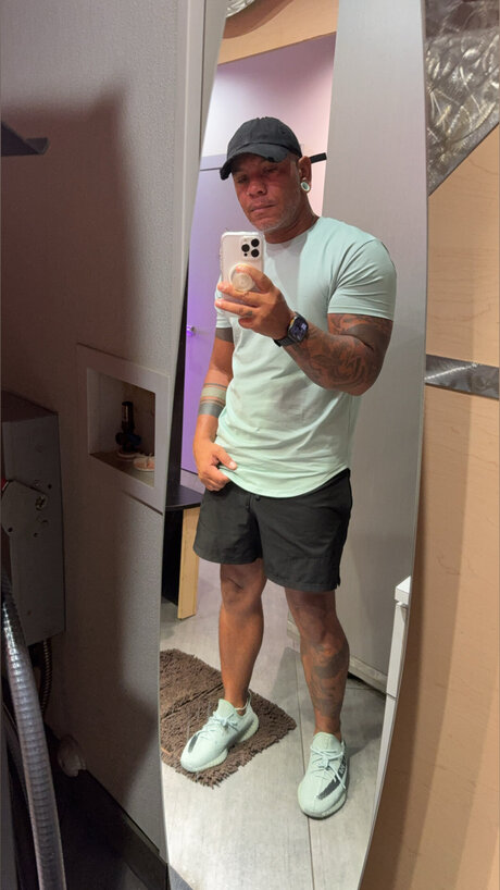 Mikeyboi83