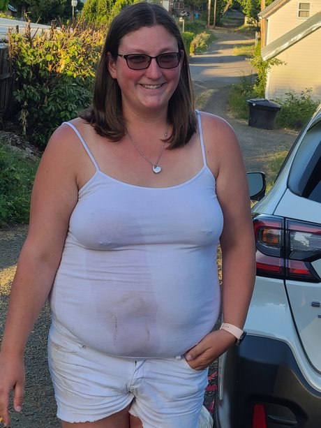 Sexy hotwife