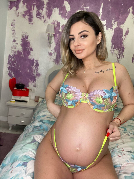 🤰🏼Pregnant Sophie Lovelight ❤️⚡