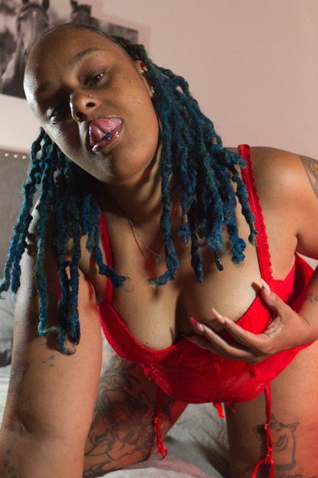 MzLickable