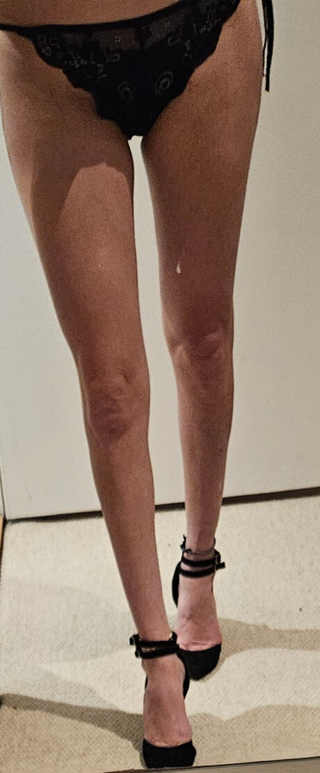 Skinny legs and big lips